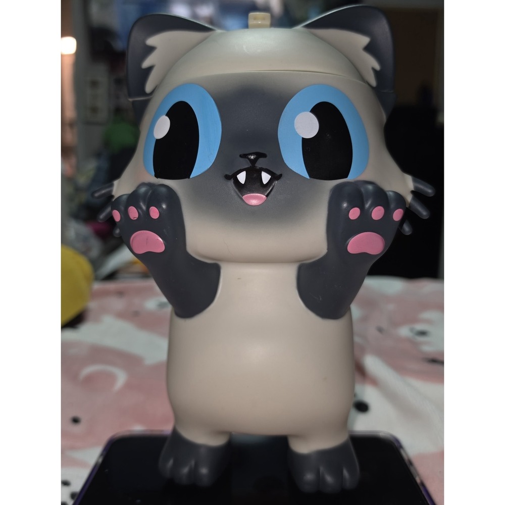 AMC The Marvels Flerkitten Sipper Cup Figure Gray Cat Bottle  9" UNUSED